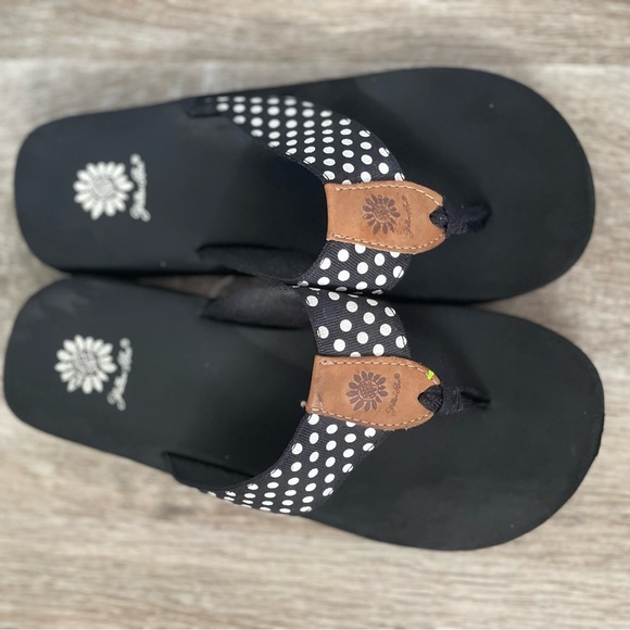 Yellow Box Black and White Polka Dot Sandals - Picture 4 of 4